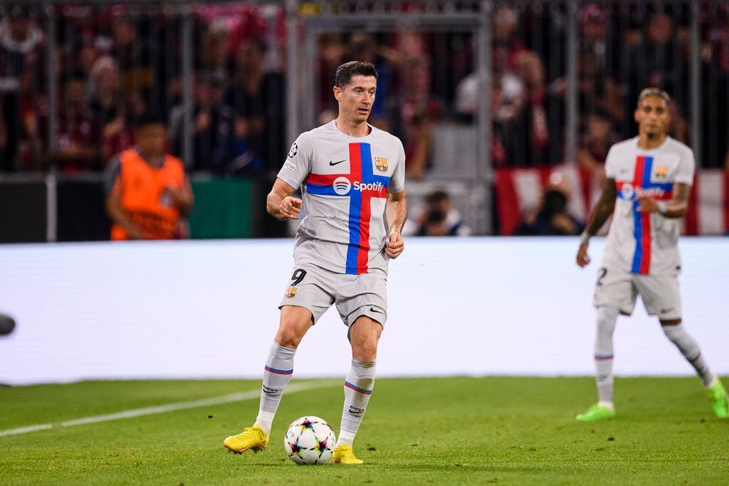 Ngày trở lại Allianz Arena đáng quên của Lewandowski 3